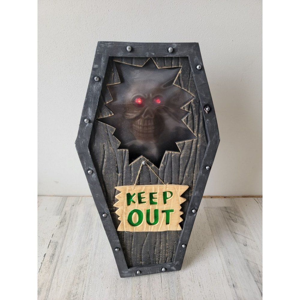 Totally‎ Ghoul coffin skull head keep out light up Halloween prop